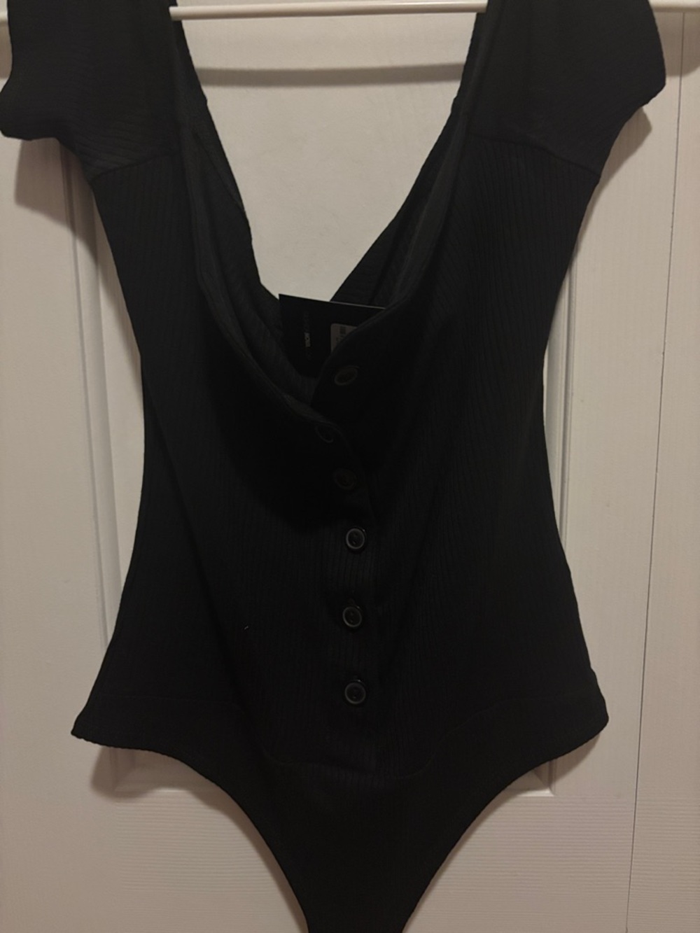 Fashion Nova Black Scoop Neck Button-Front Ribbed Bodysuit